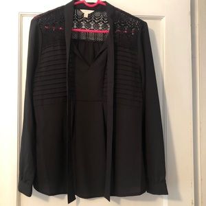 ⭐️ 2 for $15 ⭐️ Pretty Adiva Blouse